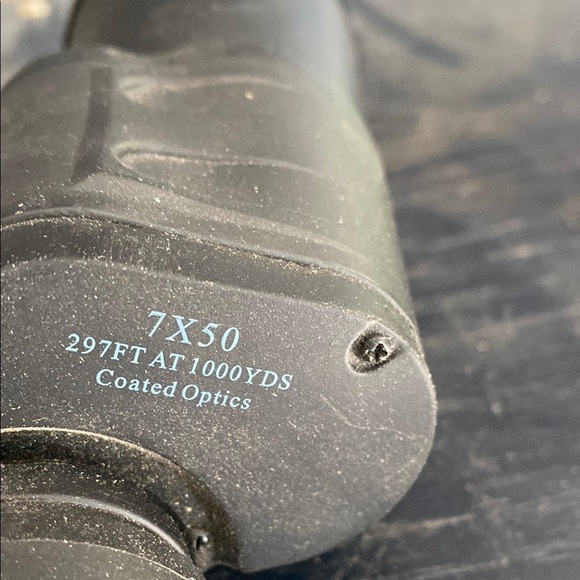 Vivitar Black Binoculars - Picture 2 of 4